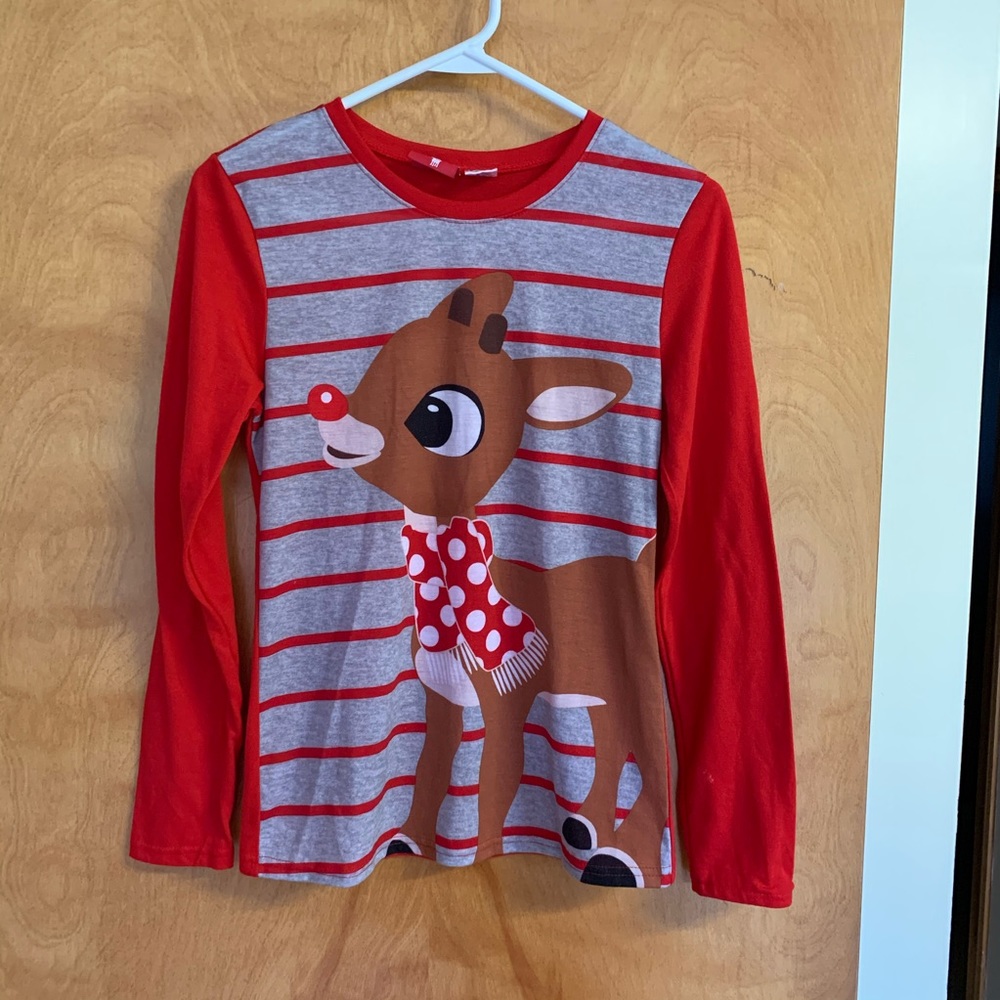 🌻 Rudolph the red nosed reindeer shirt